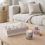 Coffret J-Line bougies parfumées + huile parfumée promenade dans les bois - rose en situation