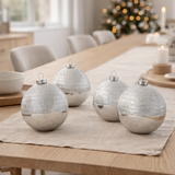 J-Line Boîte de 4 Boules de Noël Line Verre Transparent Argenté Large en situation