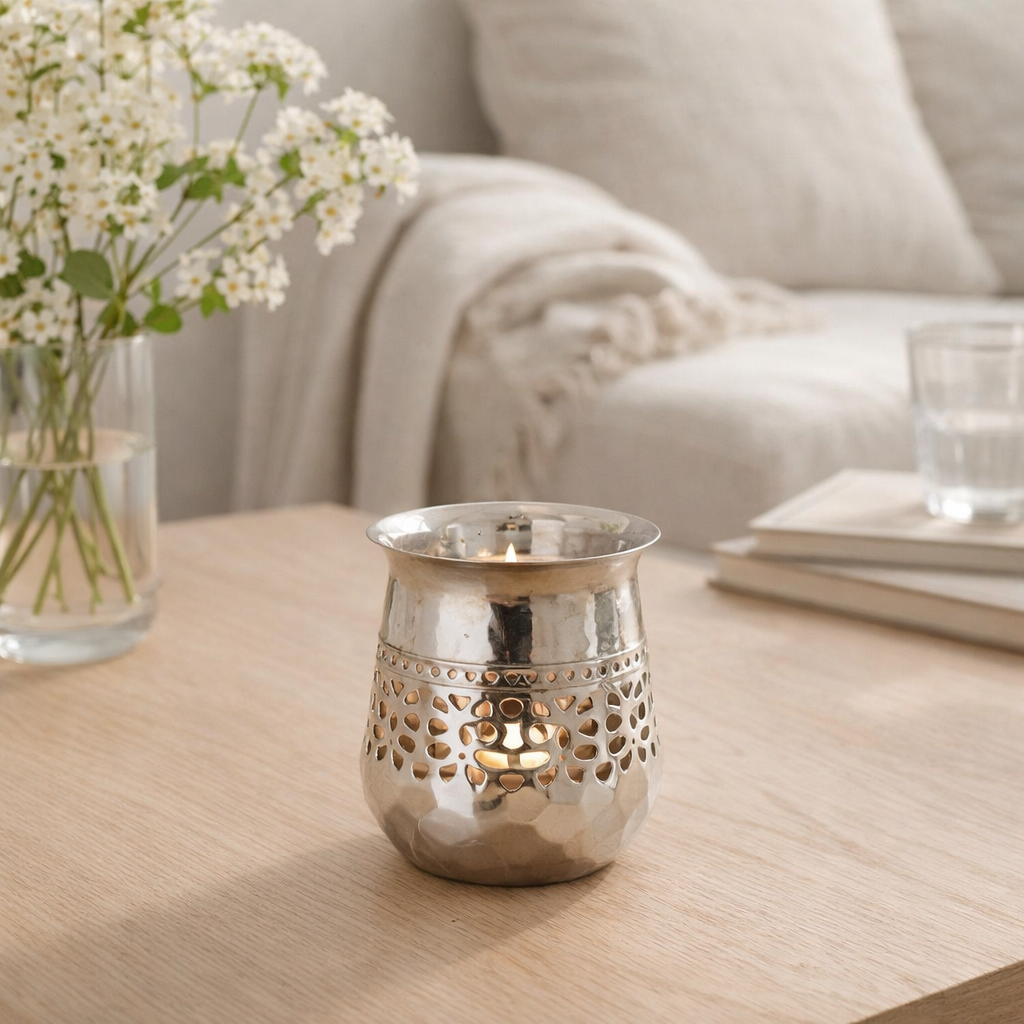 Lanterne J-Line Oriental Round - fer - argent - petite en situation
