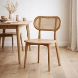 Chaise J-Line Peanut - bois de teck - naturel en situation