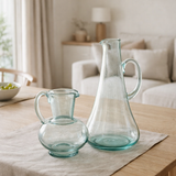 J-Line Carafe longue - verre - transparent/bleu clair en situation