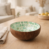 J-Line Bol Coconut Mosaic Noix de Coco + Coquille Verte en situation