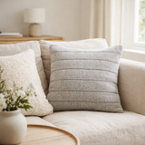 J-Line Coussin Rayures Coutures Coton/Polyester Gris en situation