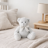 J-Line Peluche Ours Avec Noeud Polyester Gris Petit en situation