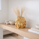 Vase J-Line 3D Print Irregular - porcelaine - or en situation
