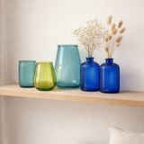 J-Line Vase Bottle Stripe - Verre - Bleu - Small - Ø 14,5 cm en situation