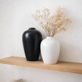 J -line Vase - Céramique - Blanc - Small - 35 cm de haut en situation