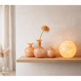 Fleur J-Line Chrysanthème - plastique - orange clair en situation