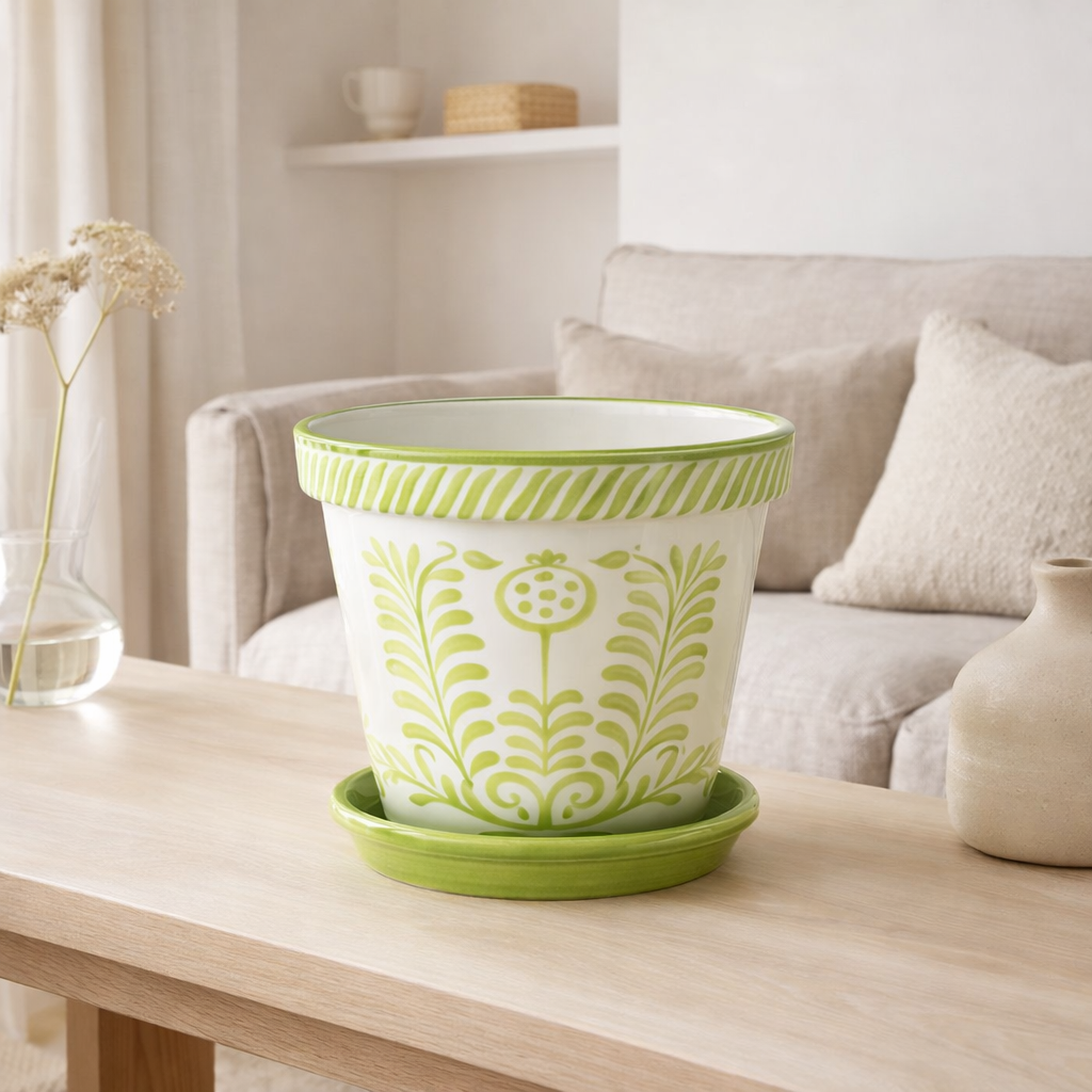 J -line Flowerpot Grenade - Céramique - Green - Grand - Ø 35 cm en situation