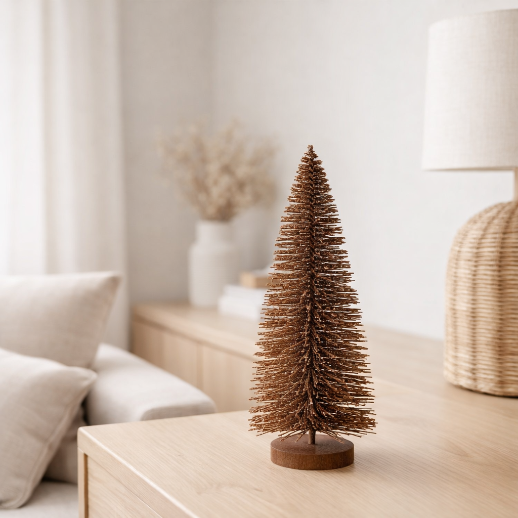 J -line décoration de Noël arbre de Noël - bois - brun - médium en situation