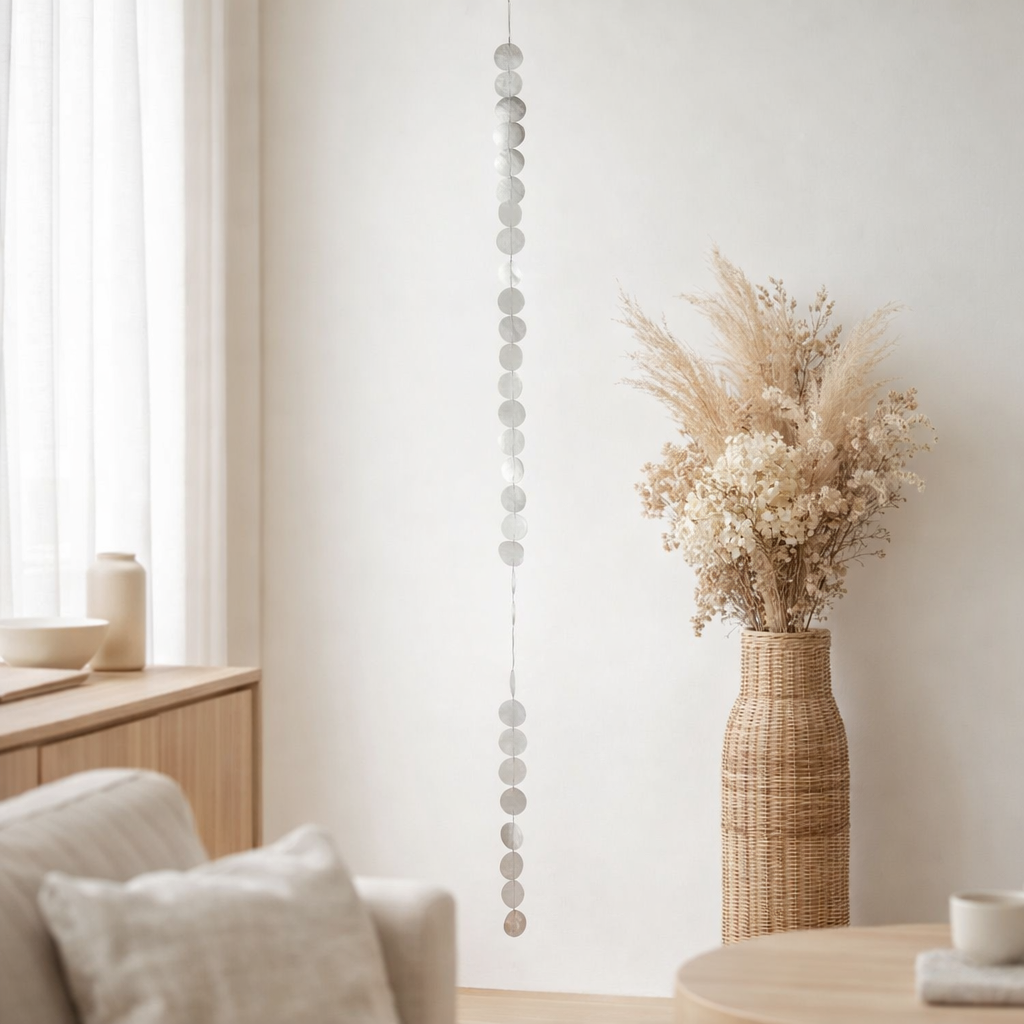 Branche de décoration J-Line Cordon Fleurs séchées - roseau - argent en situation