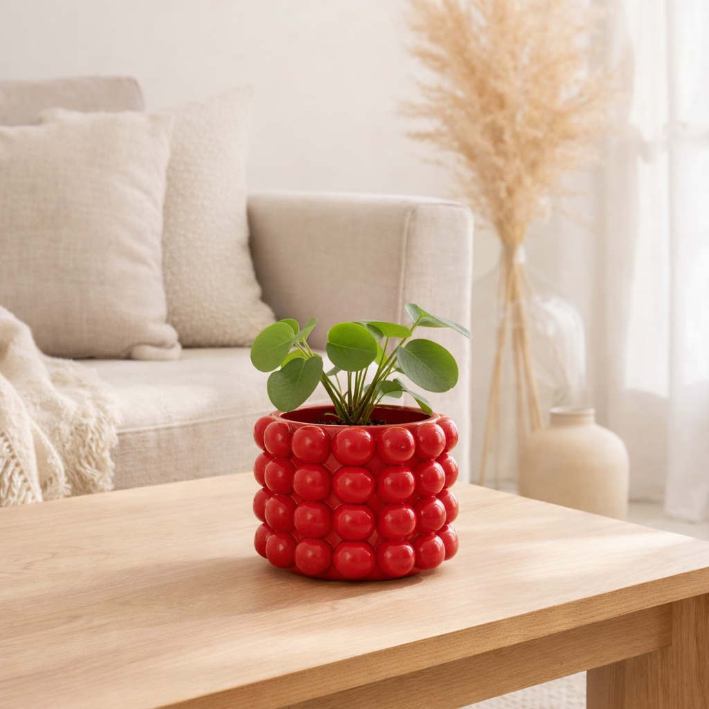 J -Line Flowerpot Strawberries - Ceramics - Red - Small - Ø 15,5 cm en situation