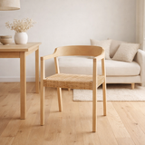 Chaise J-Line Square Open Sungkai - bois - naturel en situation