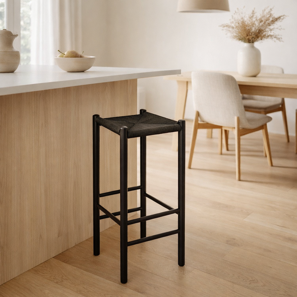 J-Line Chaise de Bar Oriental Hêtre/Corde Noir en situation