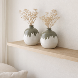 J-Line Vase Olea Bottle - Olive Green / White - Small - Ø 21,5 cm en situation