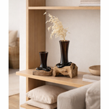 Vase J-Line High Gamal - bois/verre - naturel/marron - S - 19,5 cm de haut en situation