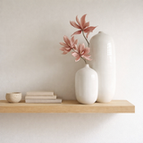 J -line Vase Cassia Oval - Céramique - Blanc - 59 cm de haut en situation