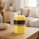 J-Line Bougie Cylindre Jaune Extra Large 95U en situation