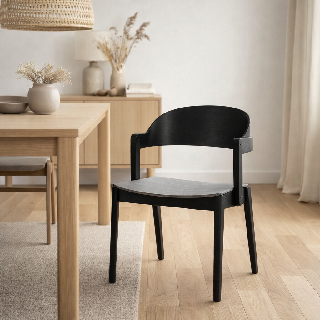 J-Line Chaise Laga Chêne/Contreplaqué Noir en situation