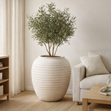 J -line Flowerpot Ovale Terracotta - Céramique - Blanc - Grand - 66 cm de haut en situation