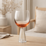 Verre à vin J-Line Daen - verre - orange/transparent en situation