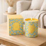 Bougie parfumée J-Line Hapiness Blooms - Ylang Ylang - azur/jaune - L - 70U en situation