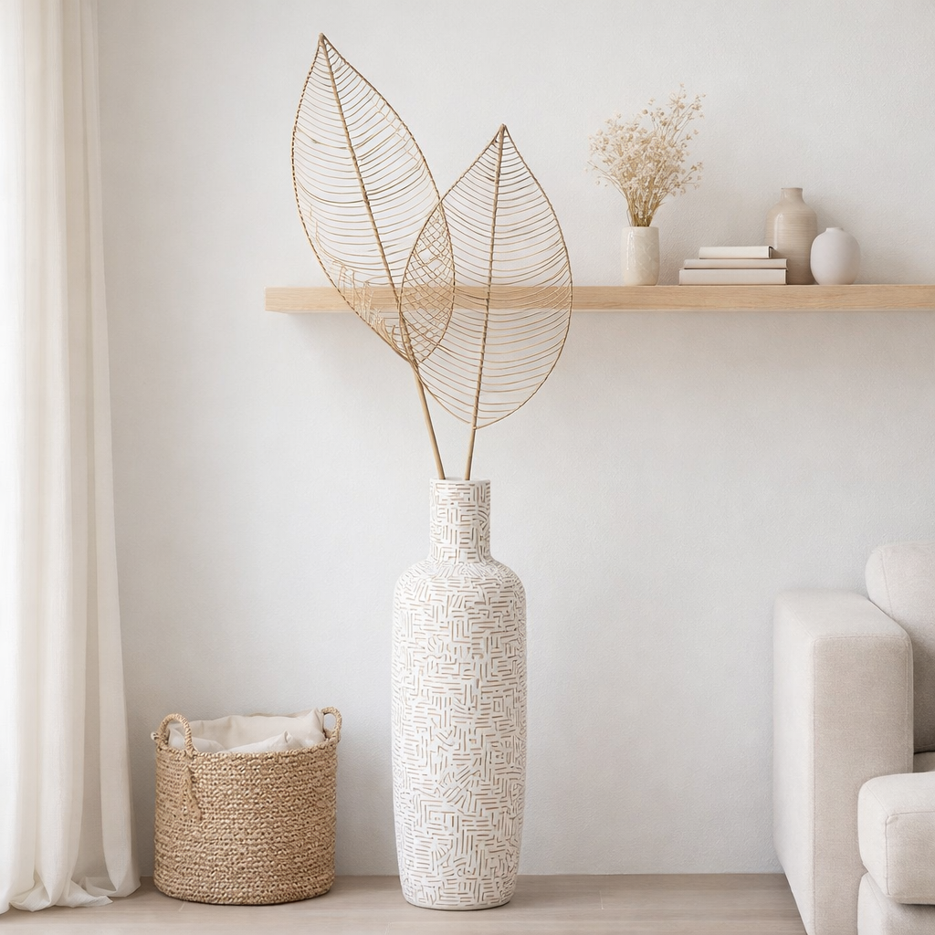J -line vase lauwra - ciment - blanc - moyen - 80 cm de haut en situation