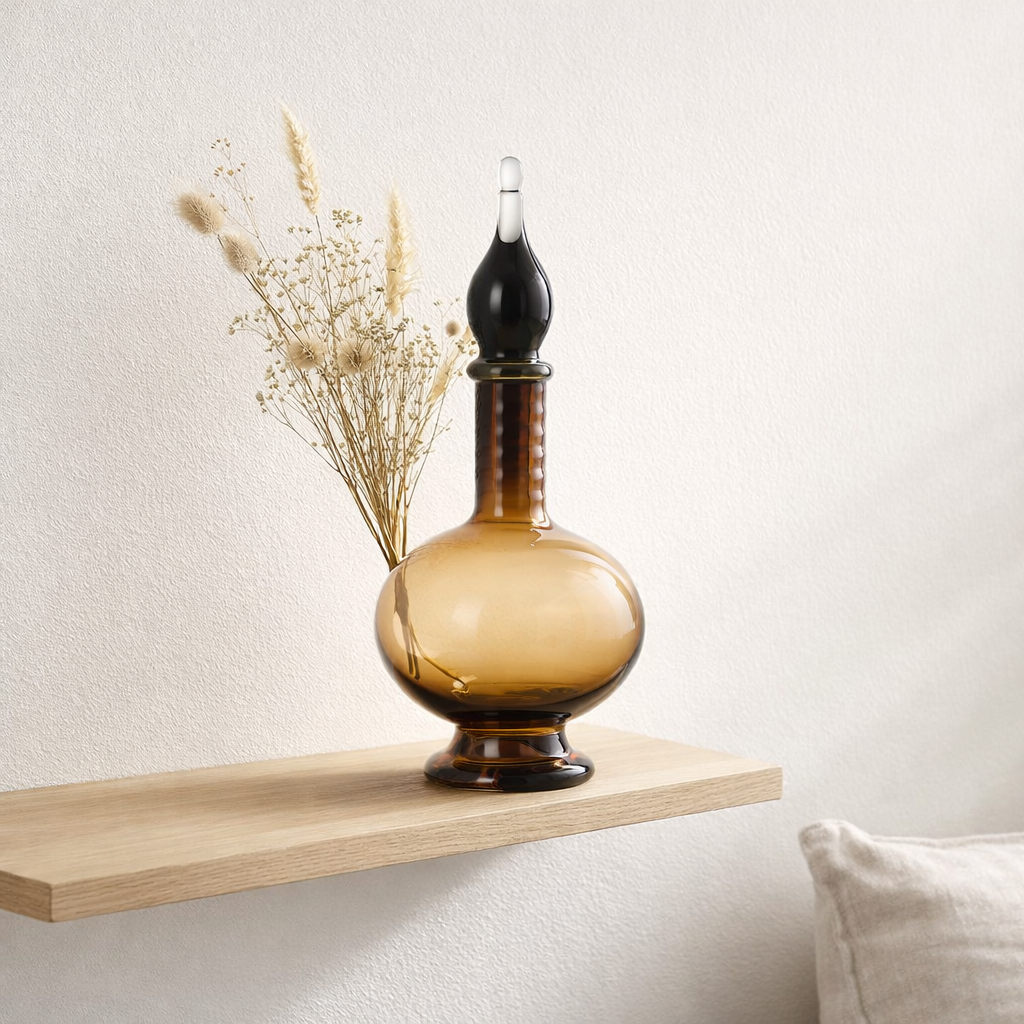 J -line Vase + bouteille d'arrêt Joey - Glass - Brown - Small en situation