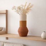 J-Stripes en vase en ligne - Merdoise - Natural / Rust - 68 cm de haut en situation