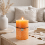 J-Line Bougie Cylindre Lumineuse Orange Extra Large 95U en situation