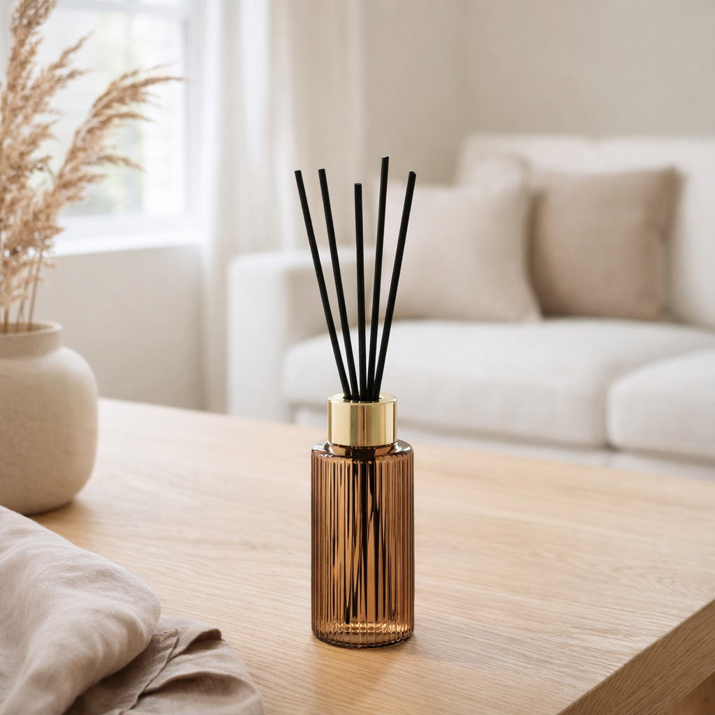 J-Line Geurolie Nordic Vetiver - Glas - Amber - Small en situation