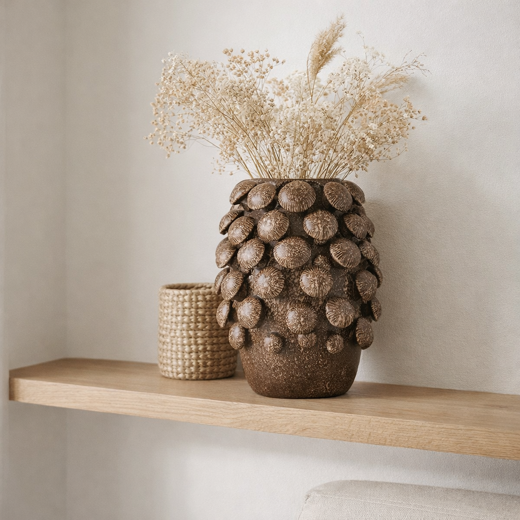 Vase J-Line Fungi - céramique - marron - grand en situation