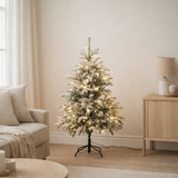J-Line Sapin de Noël 120 LED Snowy - plastique - vert/blanc en situation