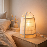 La lampe J -line Rya - Coton / bambou - blanc - petit en situation