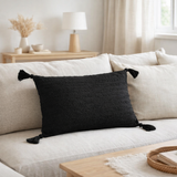 Coussin J-Line Rectangulaire + Pompons - coton - noir en situation