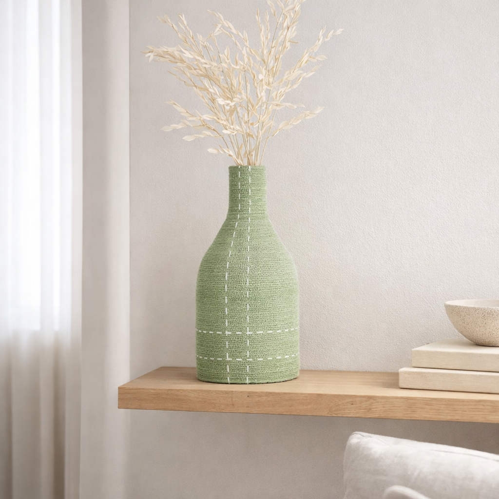 J-Ligne de bouteille de vase Lignes pointillées - Merdite - Green / Blanc - 50 cm de haut en situation