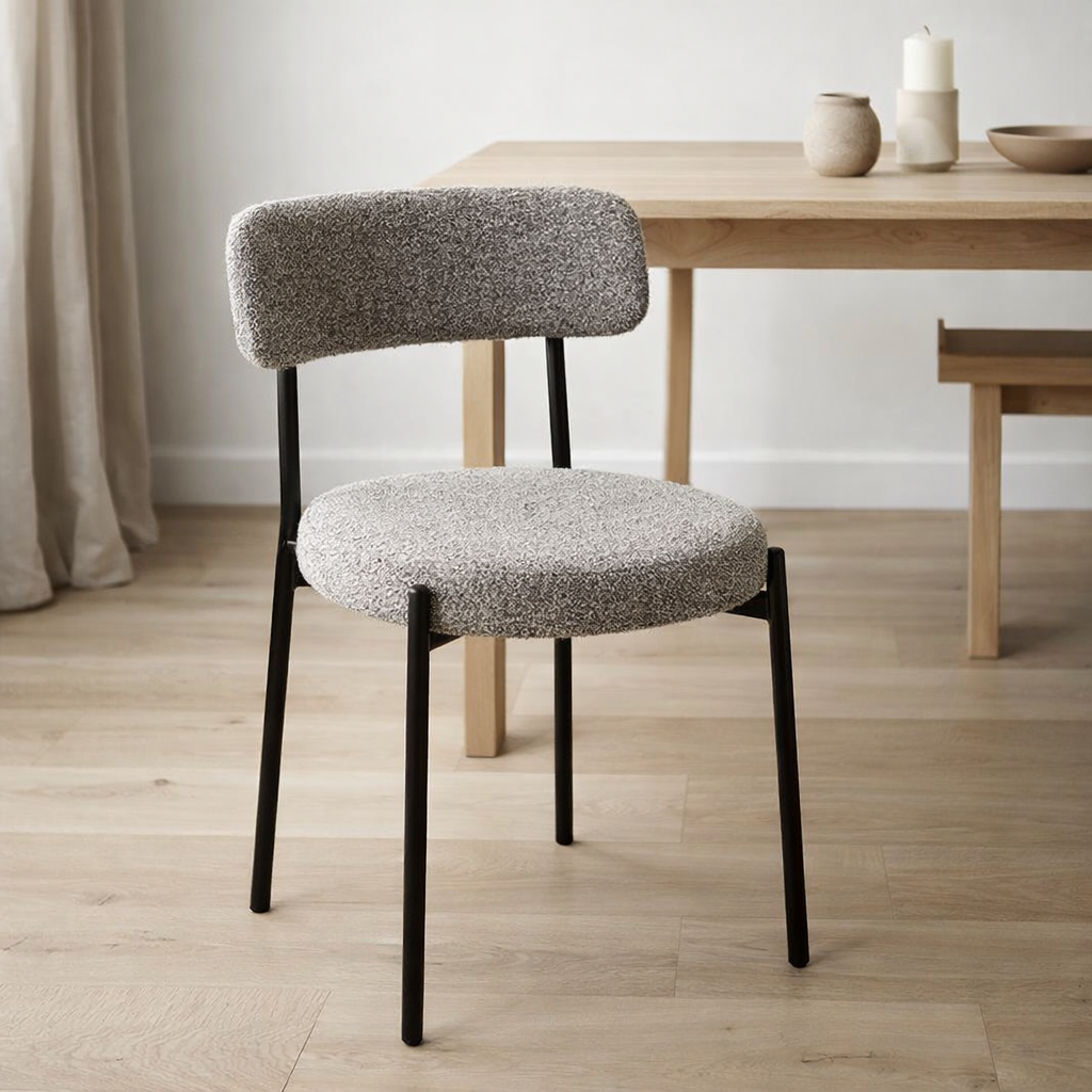 J-Line Chair Bouclé - Pliplex / Polyest - Gris / noir en situation