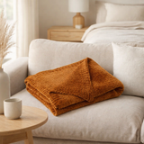 Couverture J-Line Chenille - polyester - marron en situation