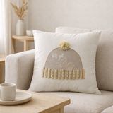 Chapeau coussin J-Line 'Let's Get Cozy' - coton - blanc/beige en situation