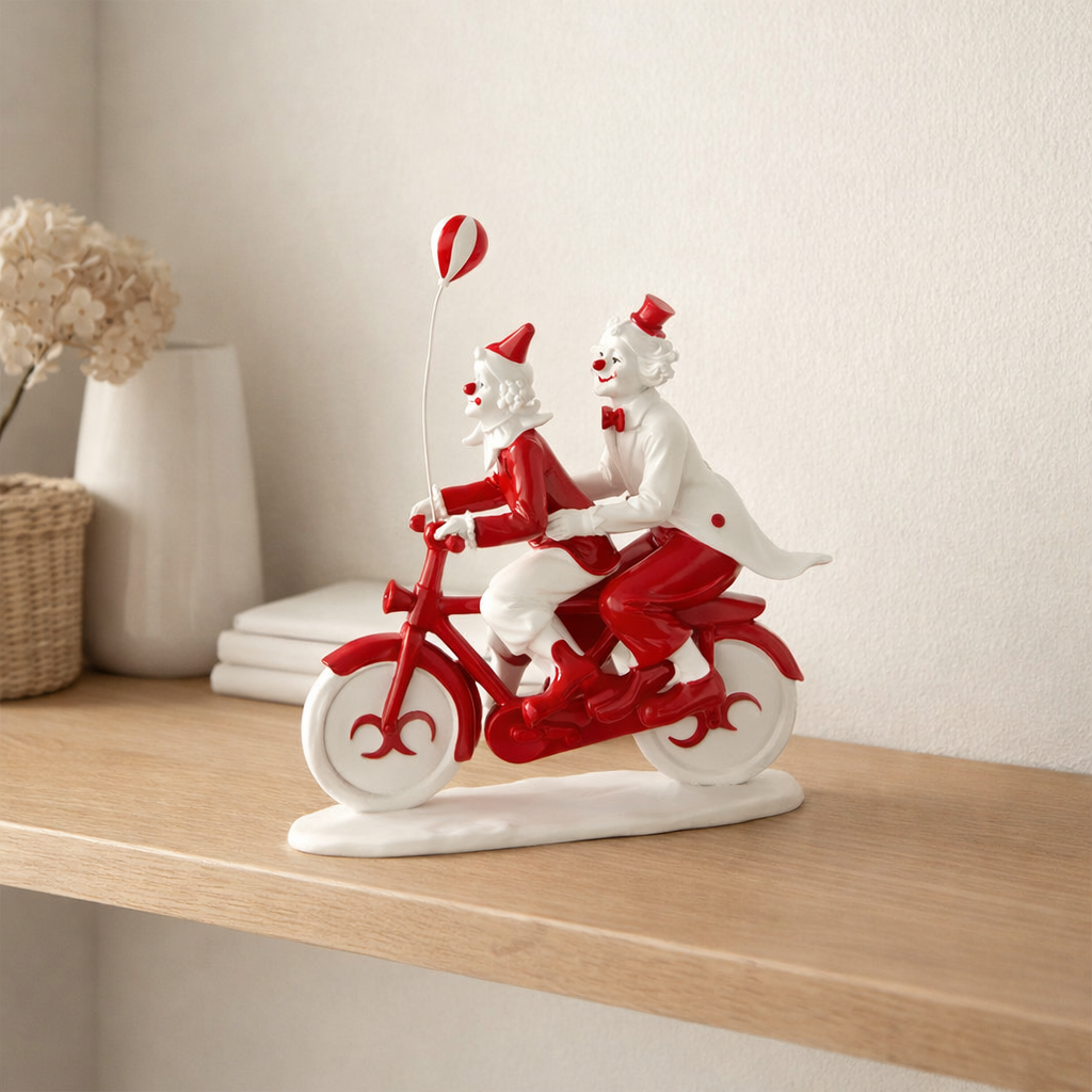 Figurine J-Line Clown Bicycle - polyrésine - rouge/blanc en situation