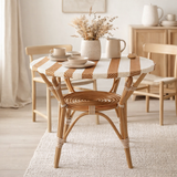 J-Line table Live - rotin/plastique - naturel/blanc en situation