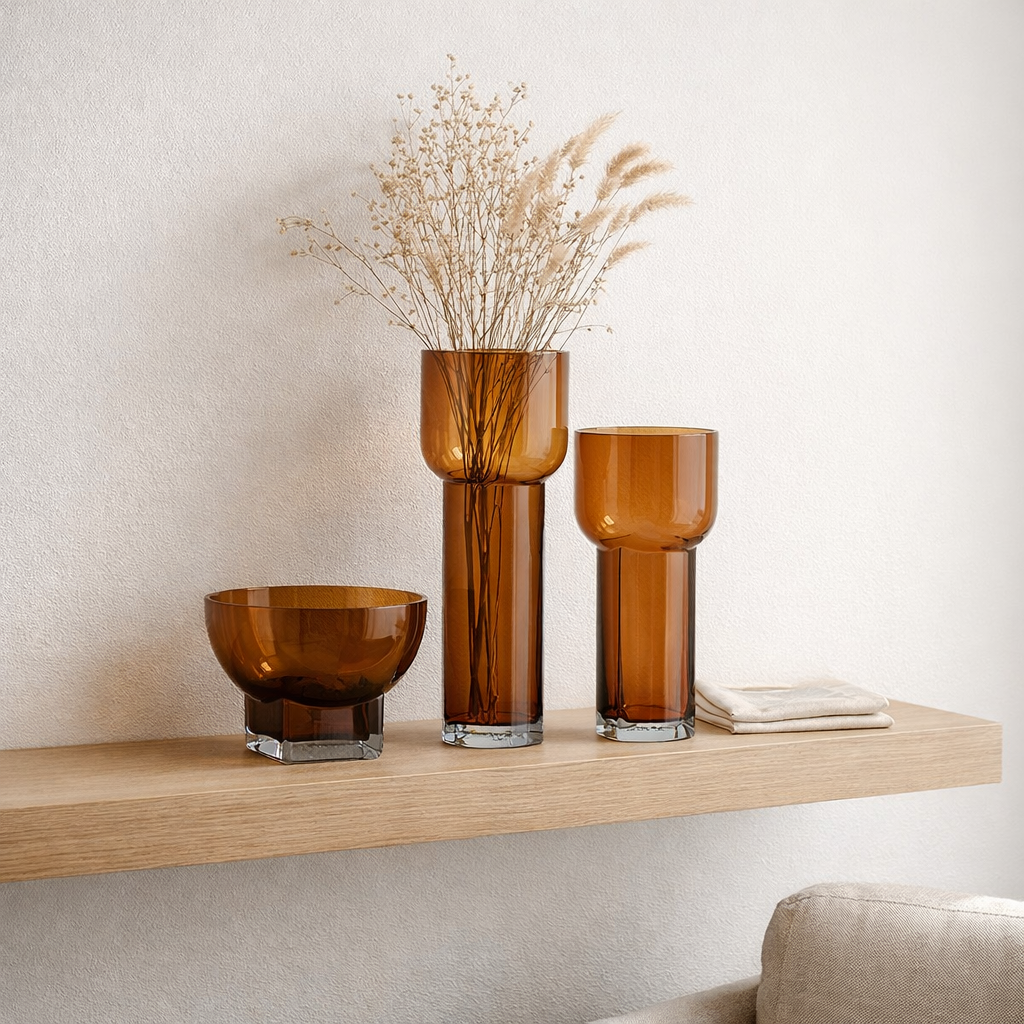 Vase J-Line Carol - verre - marron - grand en situation