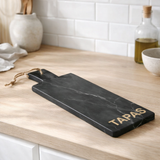 Planche à découper J-Line Tapas Rectangle Marble - pierre - noir/or - grand en situation