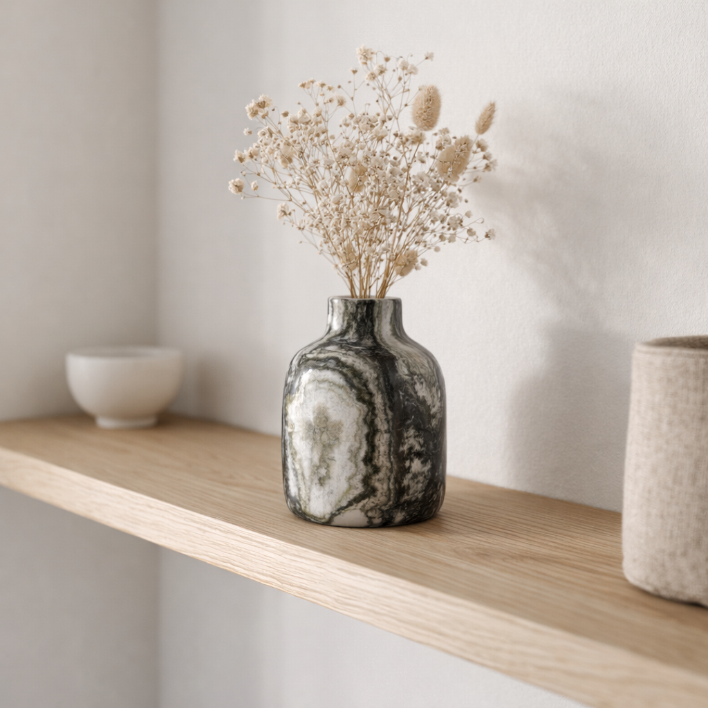 Vase J-Line Marbre - pierre - noir/gris en situation