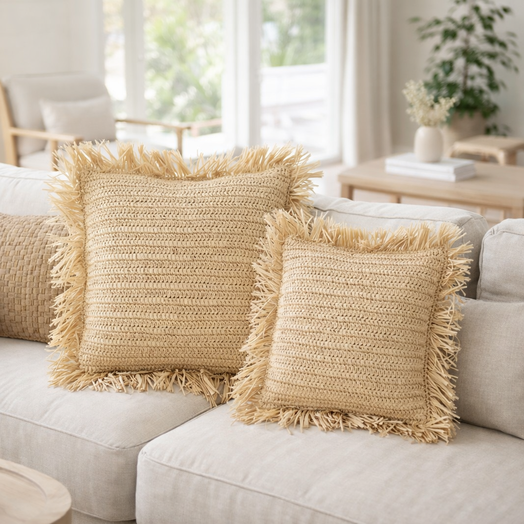 Coussin avec rembourrage | Coussin décoratif | Coussin de Canapé GANDI en Raphia en situation