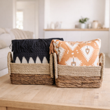 Panier de rangement | Panier décoratif KAPAUKU en fibre de bananier et jonc de mer (2 tailles) en situation