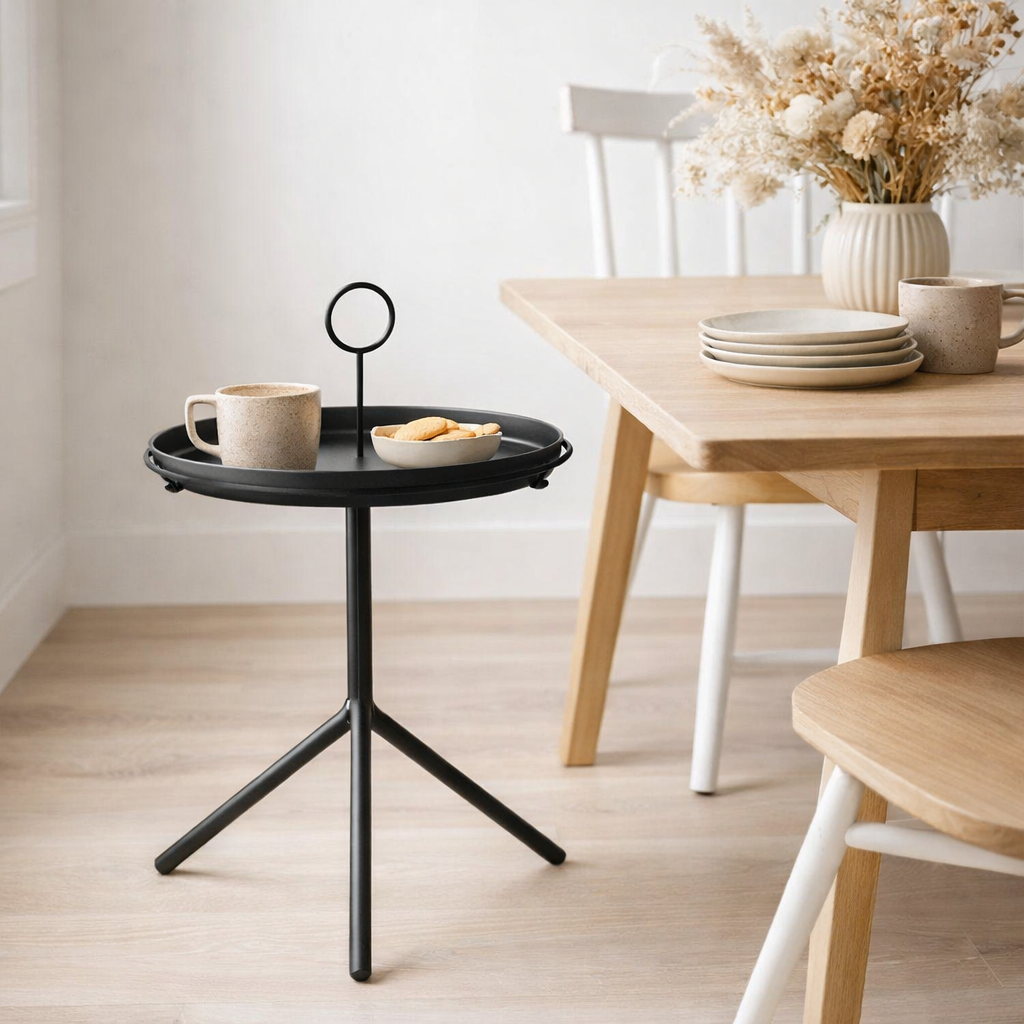 Table d'appoint Aston Noir en situation