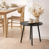 Table d'appoint d'extérieur Seattle Noir en situation