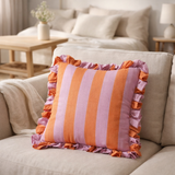 Coussin décoratif Violet en situation