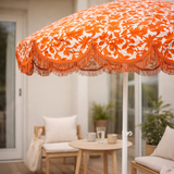 Parasol Kelly Orange en situation